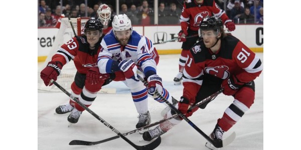 New York Rangers posilují veteránskými přírůstky New York Rangers posilují veteránskými přírůstky
